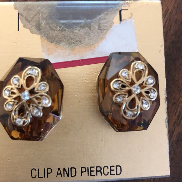 Vintage MONET rare faux amber look & metal convertible earrings - Picture 2 of 11